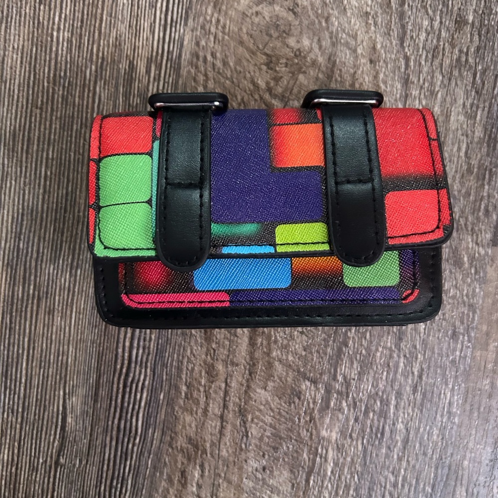 Multicolored crossbody